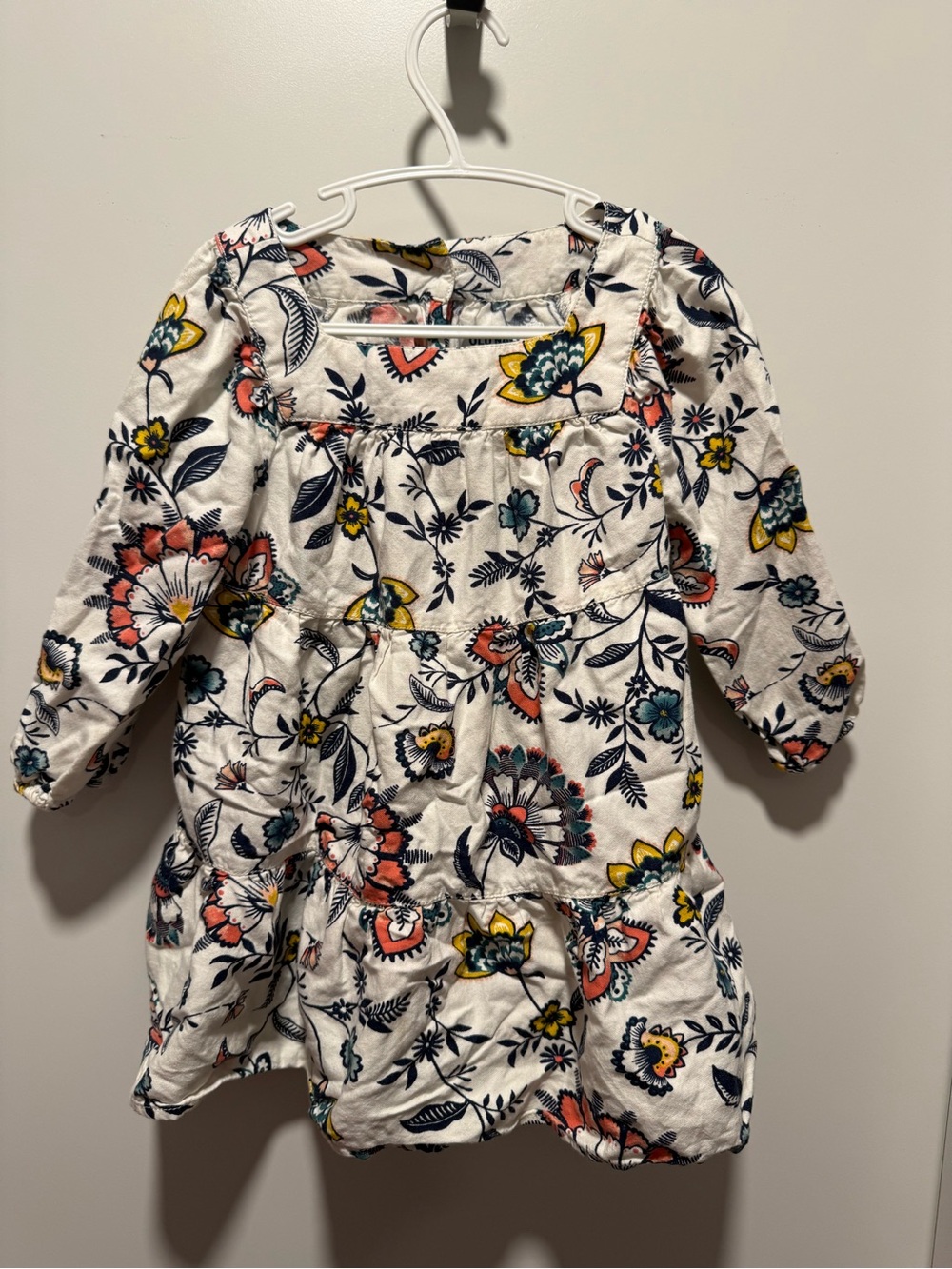 💛4/$20 Old navy dress 3T